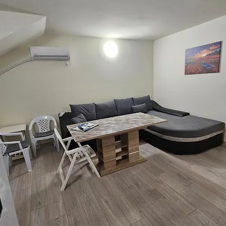 иванови сарафово Apartmán *