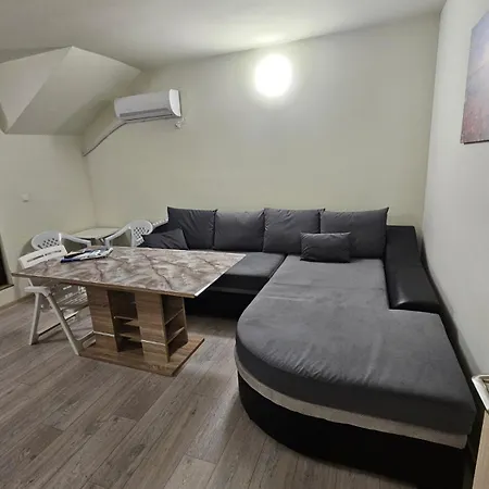 иванови сарафово Apartmán