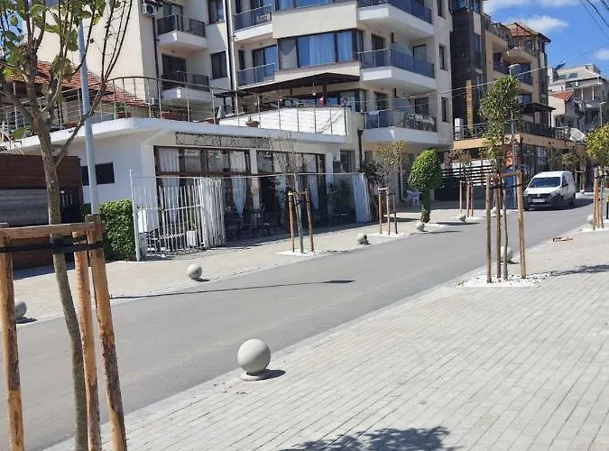 иванови сарафово Апартаменты *